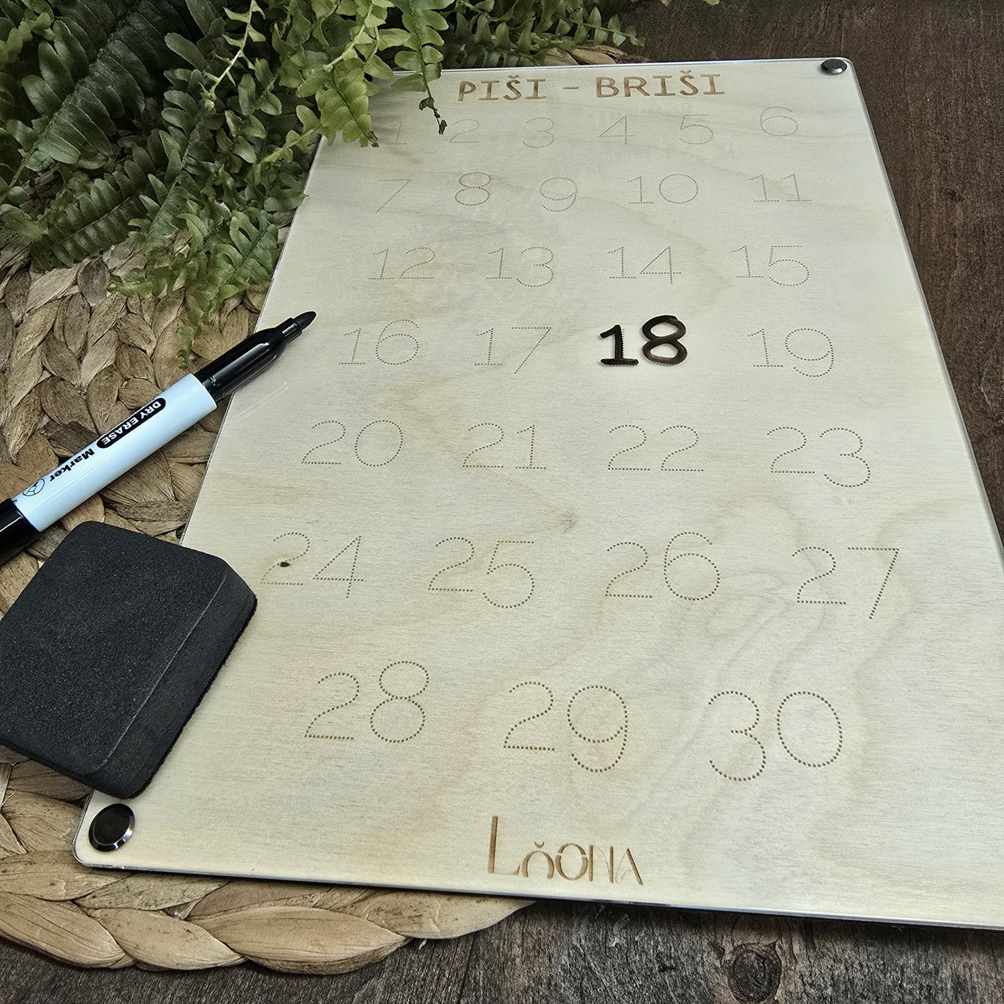 Piši – Briši: tabla s številkami od 1 do 30