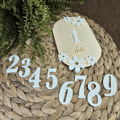 Milestone tabla z marjeticami – za mesece in prvo leto