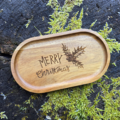 Leseni pladenj z gravuro Merry Christmas